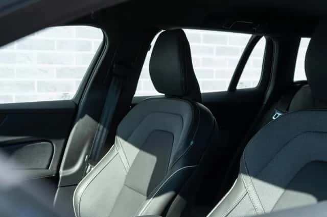 Volvo V60 (2025) thumbnail 4