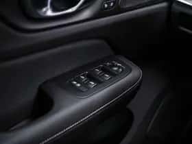 Volvo V60 thumbnail 24