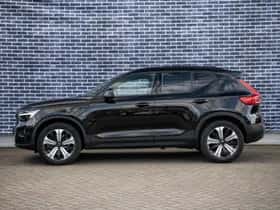 Volvo XC40 thumbnail 3