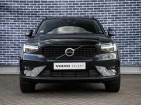 Volvo XC40 thumbnail 4