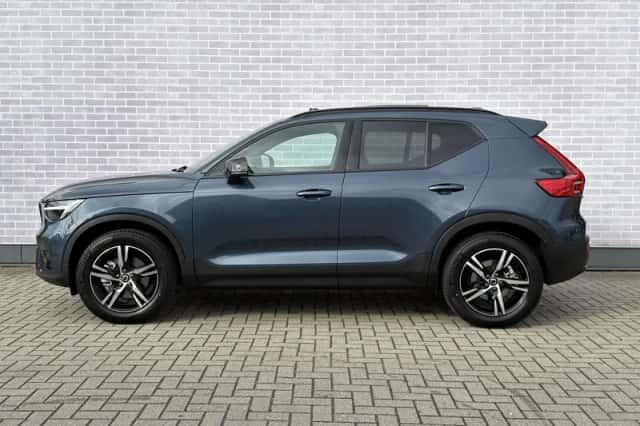 Volvo XC40 (2026) thumbnail 2