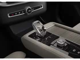 Volvo XC90 thumbnail 22