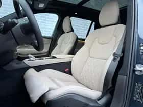 Volvo XC90 thumbnail 4