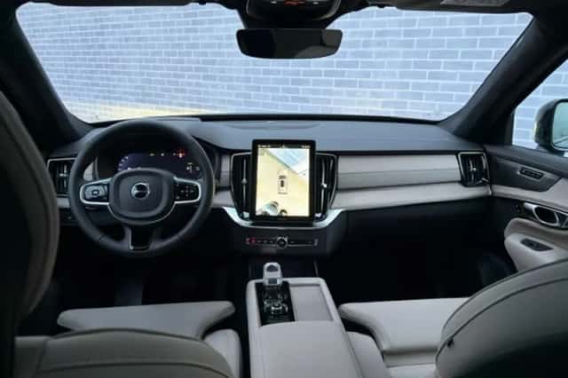 Volvo XC90 (2026) thumbnail 5