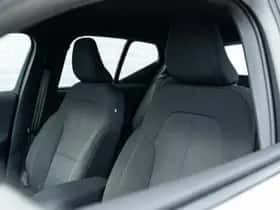 Volvo XC40 thumbnail 6