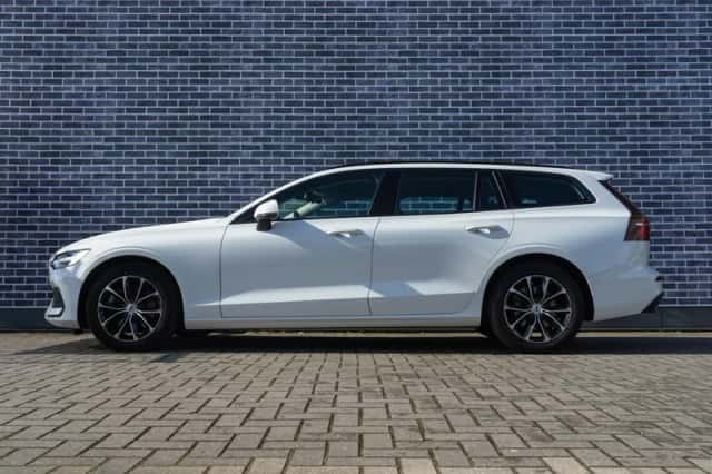 Volvo V60 (2020) thumbnail 4