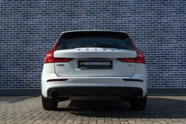 Volvo V60 (2020) thumbnail 6