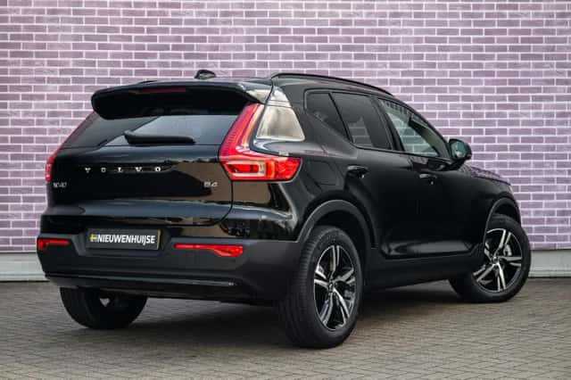 Volvo XC40 (2026) thumbnail 2