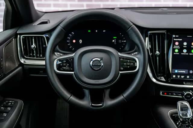 Volvo V60 (2026) thumbnail 3