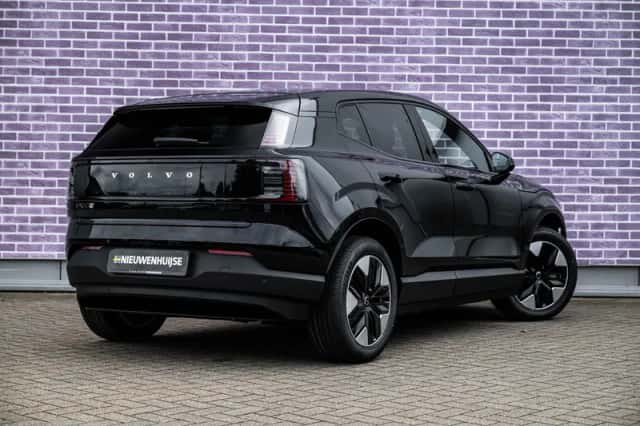 Volvo EX30 (2026) thumbnail 2