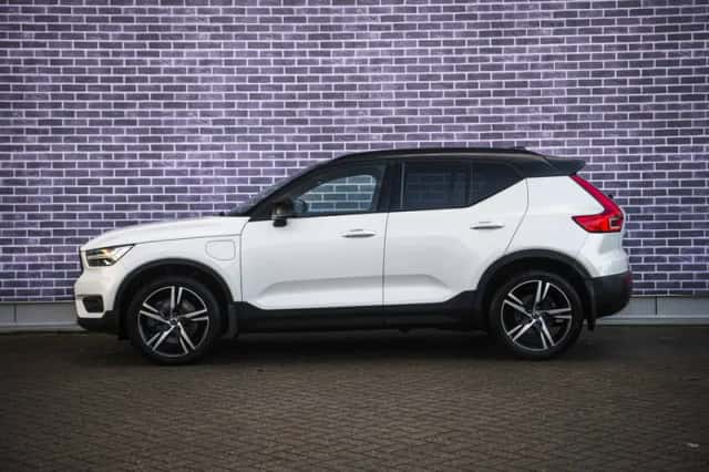 Volvo XC40 (2020) thumbnail 2