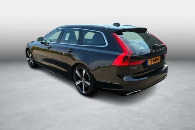 Volvo V90 (2018) thumbnail 4