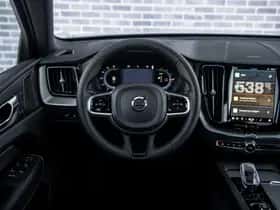 Volvo XC60 thumbnail 3