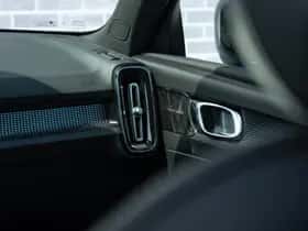 Volvo XC40 thumbnail 11