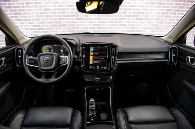 Volvo XC40 (2022) thumbnail 5