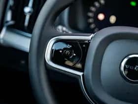 Volvo XC90 thumbnail 26