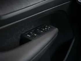 Volvo XC40 thumbnail 17