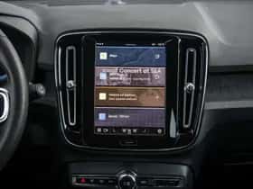 Volvo XC40 thumbnail 9