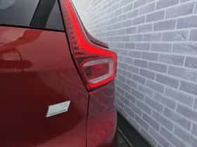 Volvo XC40 thumbnail 4