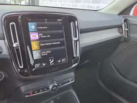 Volvo XC40 thumbnail 10