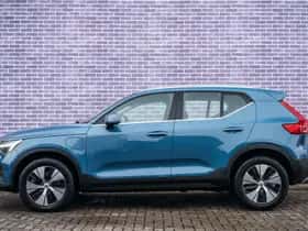 Volvo XC40 thumbnail 6