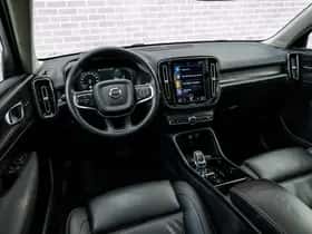 Volvo XC40 (2022) thumbnail 11