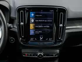 Volvo XC40 (2022) thumbnail 12