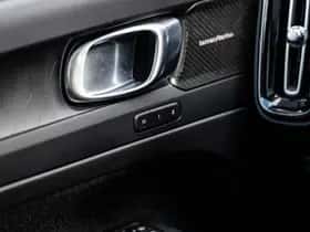 Volvo XC40 thumbnail 24
