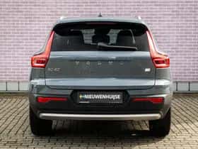 Volvo XC40 (2022) thumbnail 10
