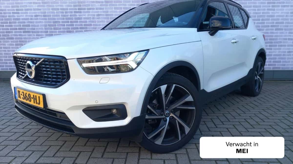 Volvo XC40 (2019) — foto 1