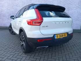 Volvo XC40 (2019) thumbnail 4