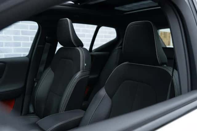 Volvo XC40 (2019) thumbnail 5