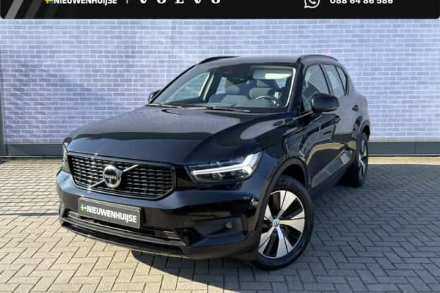 Volvo XC40 (2021) thumbnail 1
