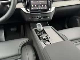 Volvo XC90 thumbnail 11