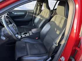 Volvo XC40 thumbnail 8