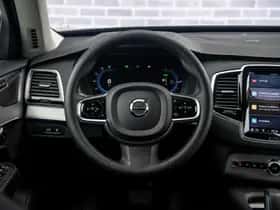 Volvo XC90 thumbnail 3