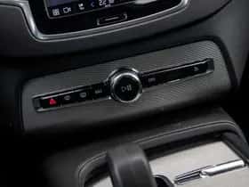 Volvo XC90 thumbnail 26
