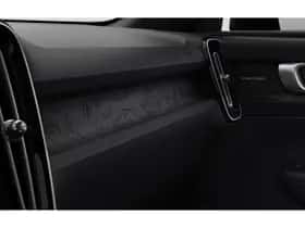 Volvo EX40 thumbnail 13