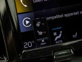 Volvo XC60 (2021) thumbnail 16