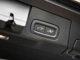Volvo XC60 (2021) thumbnail 24
