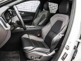 Volvo XC60 (2021) thumbnail 9
