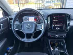 Volvo XC40 thumbnail 8