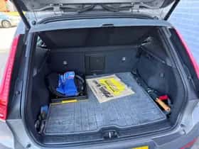 Volvo XC40 thumbnail 10