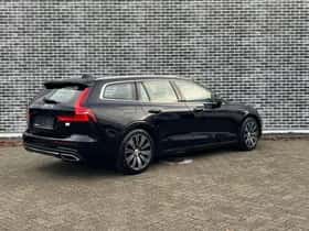 Volvo V60 (2020) thumbnail 3