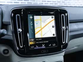 Volvo XC40 thumbnail 16