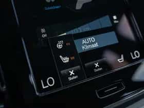 Volvo XC40 thumbnail 18