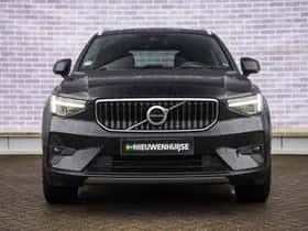 Volvo XC40 thumbnail 4