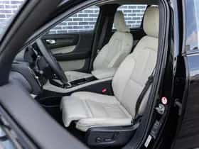 Volvo XC40 thumbnail 6