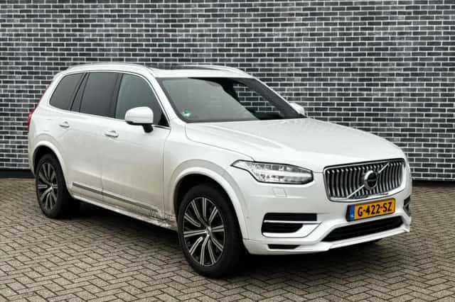 Volvo XC90 (2019) thumbnail 2