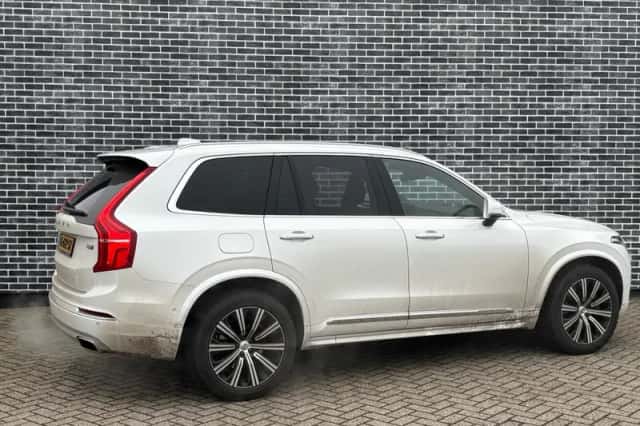 Volvo XC90 (2019) thumbnail 3
